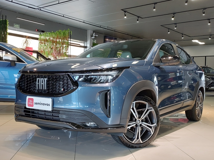 fiat fastback 1.0 turbo 200 hybrid impetus cvt hibrido 4p automatico 2025