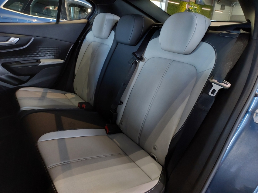 fiat fastback 1.0 turbo 200 hybrid impetus cvt hibrido 4p automatico 20259