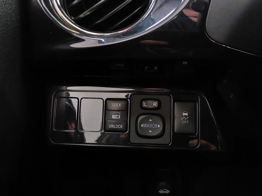 toyota etios 1.5 x plus sedan 16v flex 4p automatico 202018