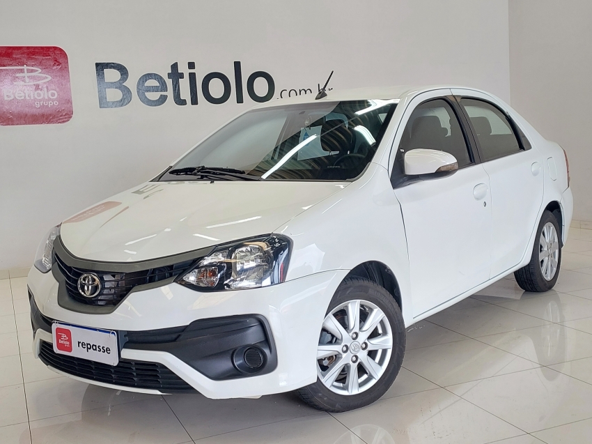 toyota etios 1.5 x plus sedan 16v flex 4p automatico 20203