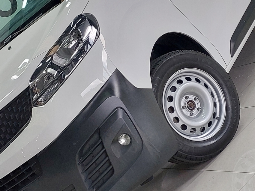 fiat scudo 1.5 bluehdi diesel cargo manual 4p 202318