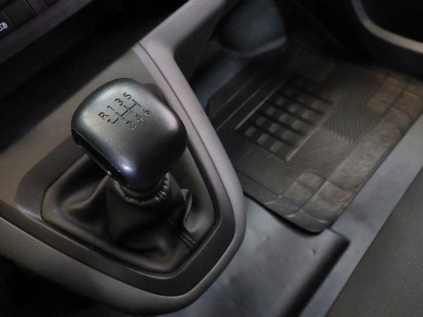 fiat scudo 1.5 bluehdi diesel cargo manual 2.3 2p 202313