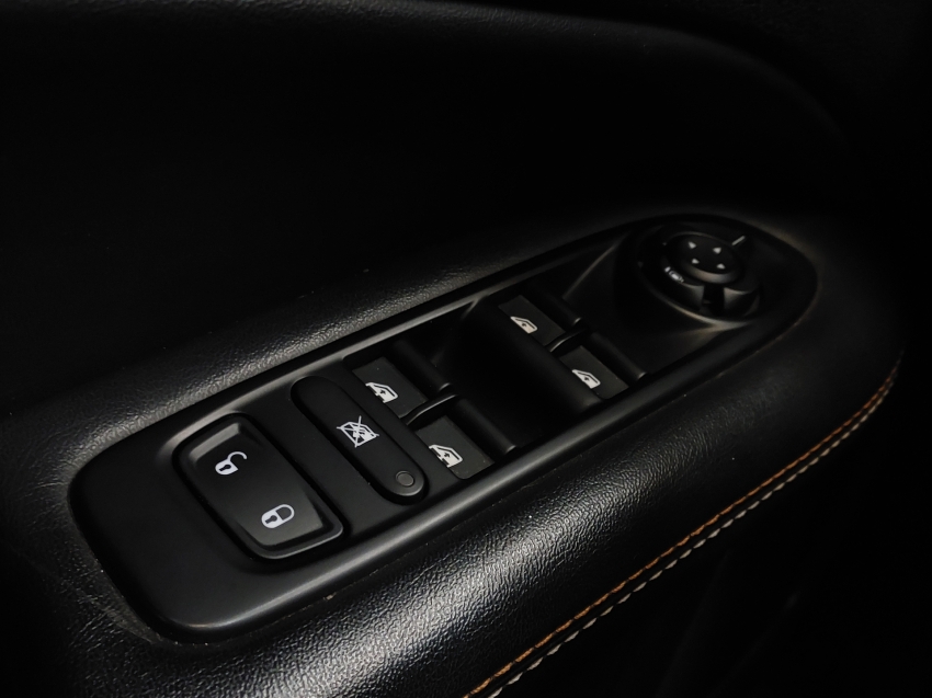 jeep compass 2.0 16v diesel longitude 4x4 automatico 4p 202120