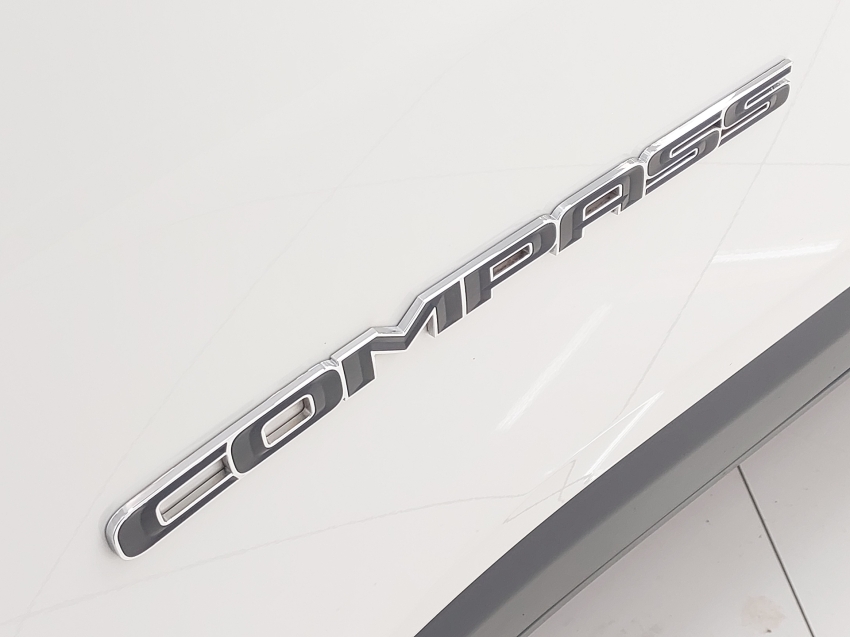 jeep compass 2.0 16v diesel longitude 4x4 automatico 4p 202121