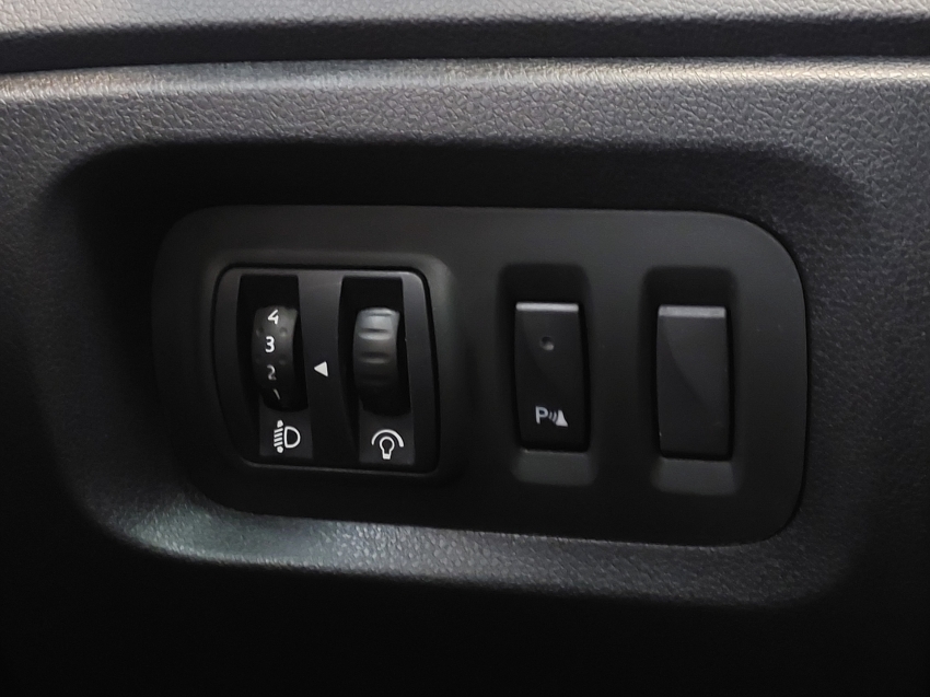 renault captur 1.6 16v sce flex intense x-tronic 4p automatico 201814