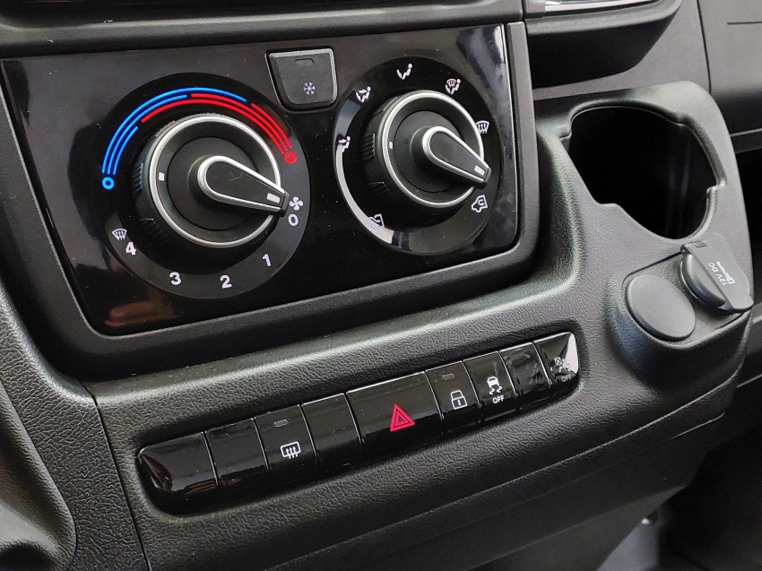 fiat ducato 2.2 bluehdi diesel maxicargo manual 2p 20269