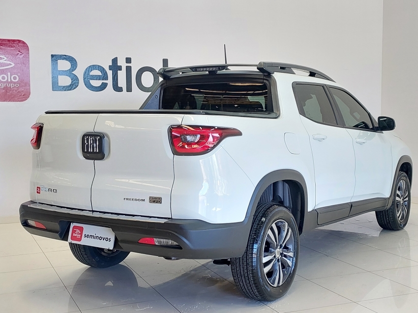 fiat toro 1.3 turbo 270 flex freedom at6 4p automatico 20234