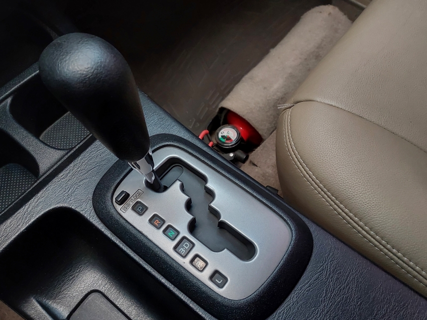 toyota hilux sw4 2.7 sr 4x2 16v flex 4p automatico diesel 201515