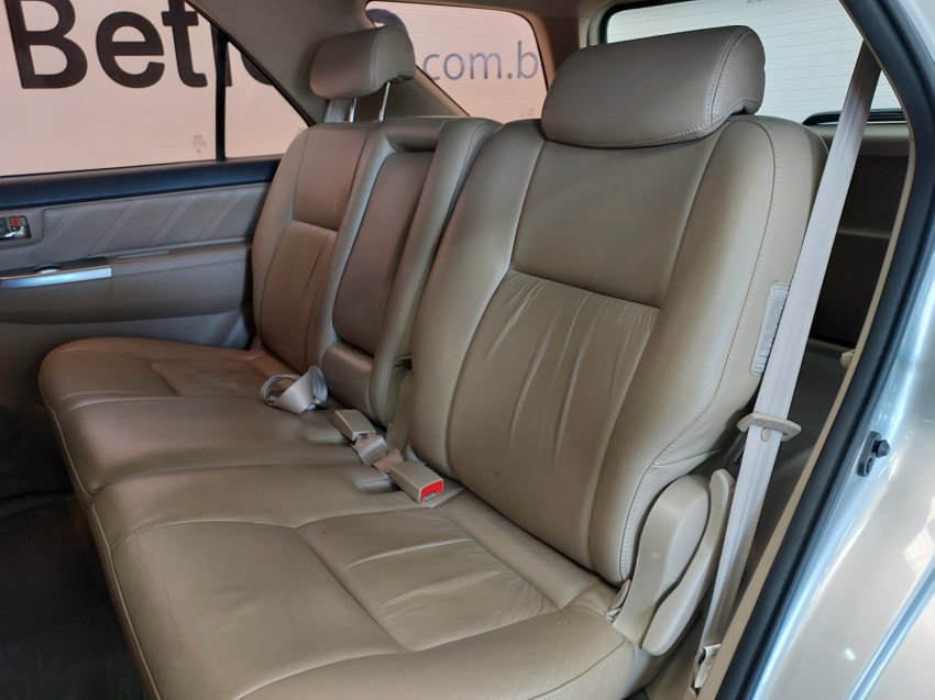 toyota hilux sw4 2.7 sr 4x2 16v flex 4p automatico diesel 201511