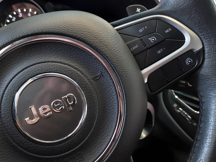 jeep compass 2.0 16v flex longitude automatico 4p 201718