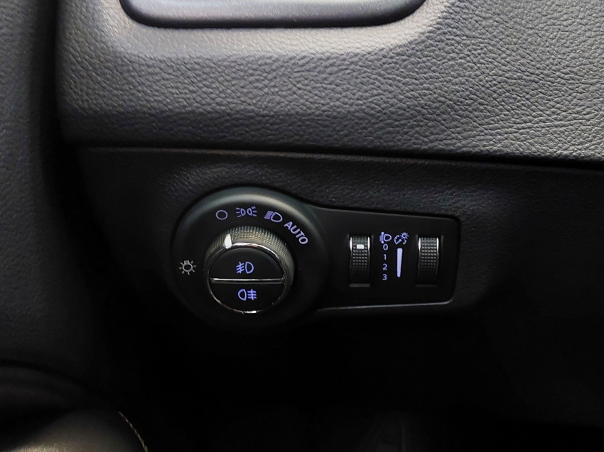 jeep compass 2.0 16v flex longitude automatico 4p 201720