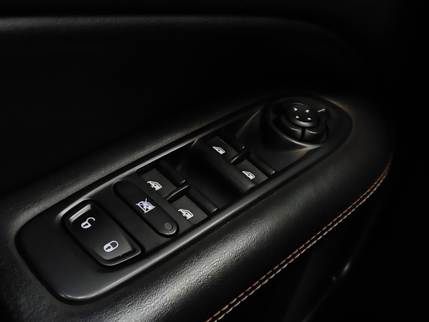 jeep compass 2.0 16v flex longitude automatico 4p 201721