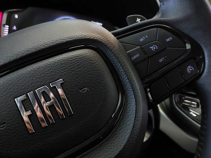 fiat toro 1.3 turbo 270 flex volcano at6 4p automatico 202318