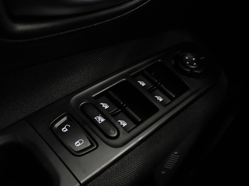 jeep renegade 1.8 16v flex sport 4p automatico 201917