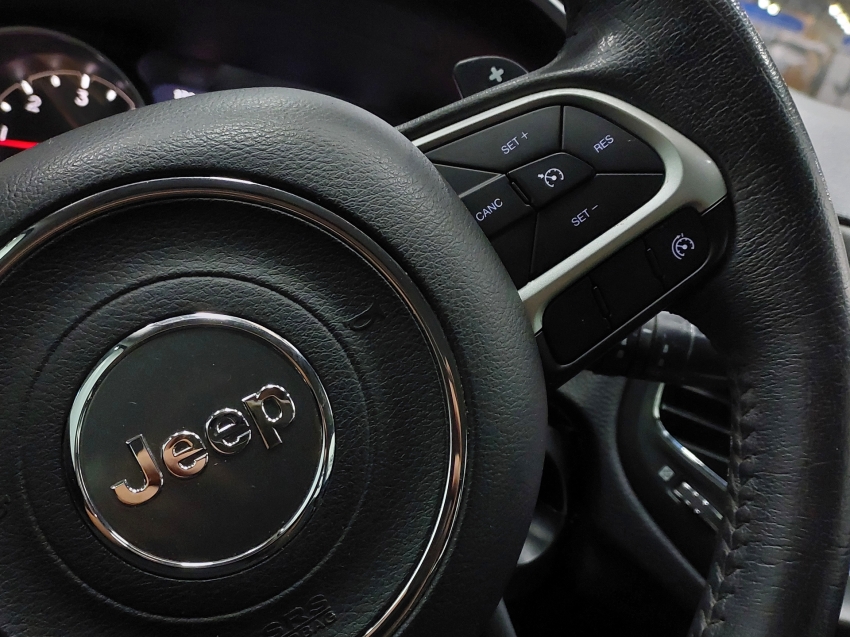 jeep compass 2.0 16v diesel longitude 4x4 automatico 4p 201917