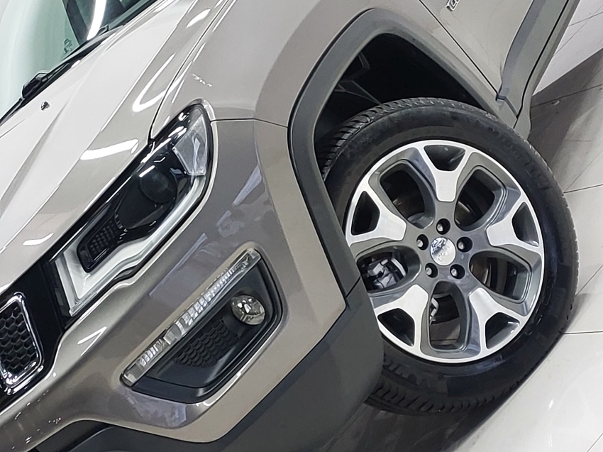 jeep compass 2.0 16v diesel longitude 4x4 automatico 4p 201923
