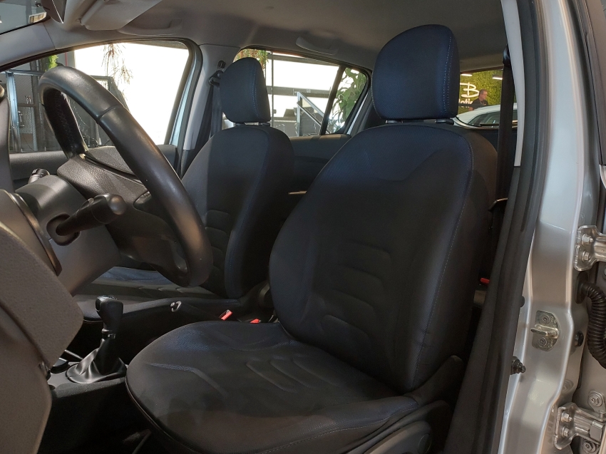 renault sandero 1.6 dynamique 8v flex 4p automatizado semiautomatico 20178