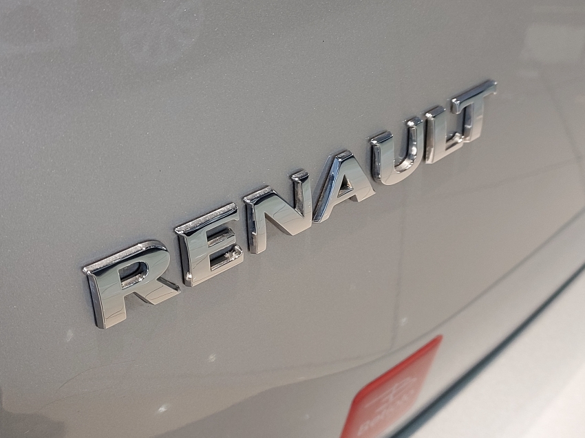 renault sandero 1.6 dynamique 8v flex 4p automatizado semiautomatico 201718