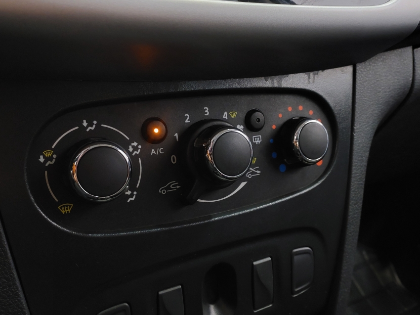 renault sandero 1.0 12v sce flex expression manual 4p 202013