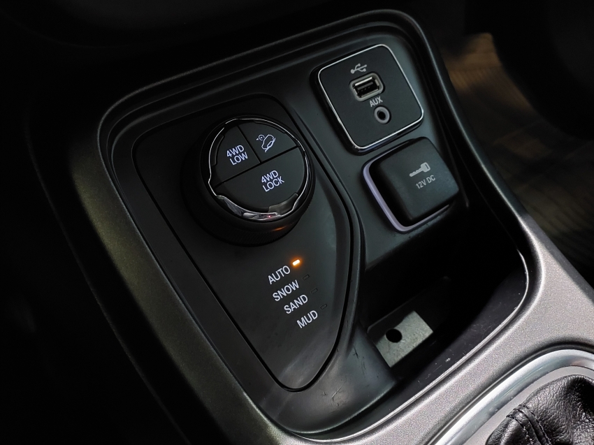 jeep compass 2.0 16v diesel longitude 4x4 automatico 4p 201720