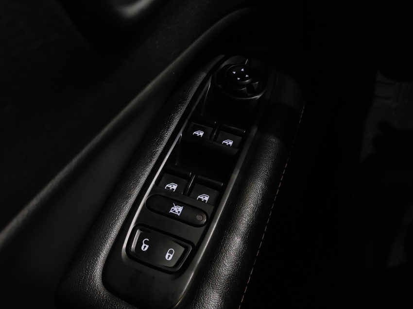 jeep compass 2.0 16v diesel longitude 4x4 automatico 4p 201719