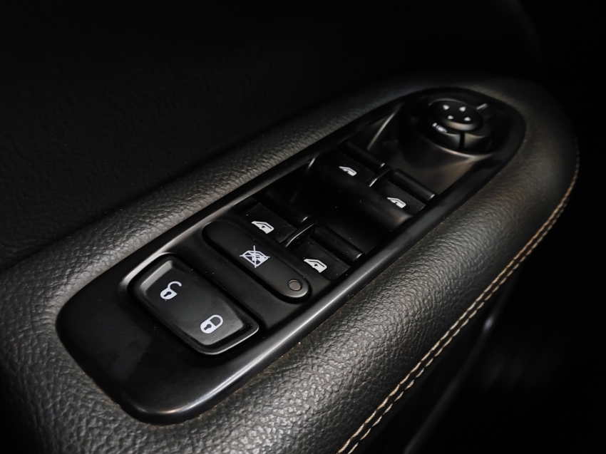 fiat toro 2.0 16v turbo diesel volcano 4wd at9 4p automatico 202221