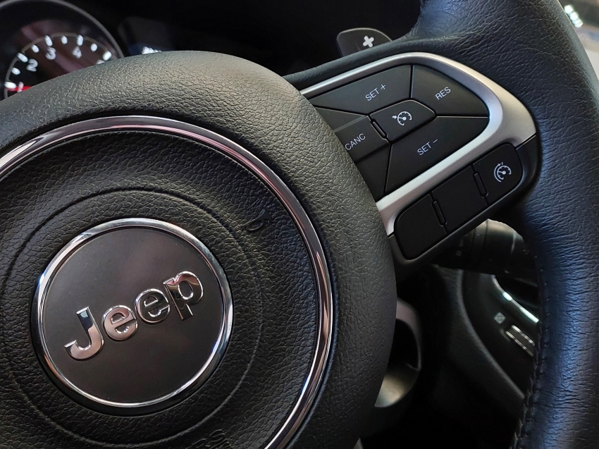 jeep compass 2.0 16v flex longitude automatico 4p 202116