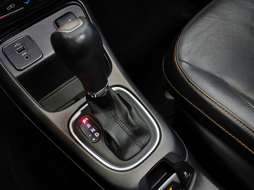 jeep compass 2.0 16v flex longitude automatico 4p 201817