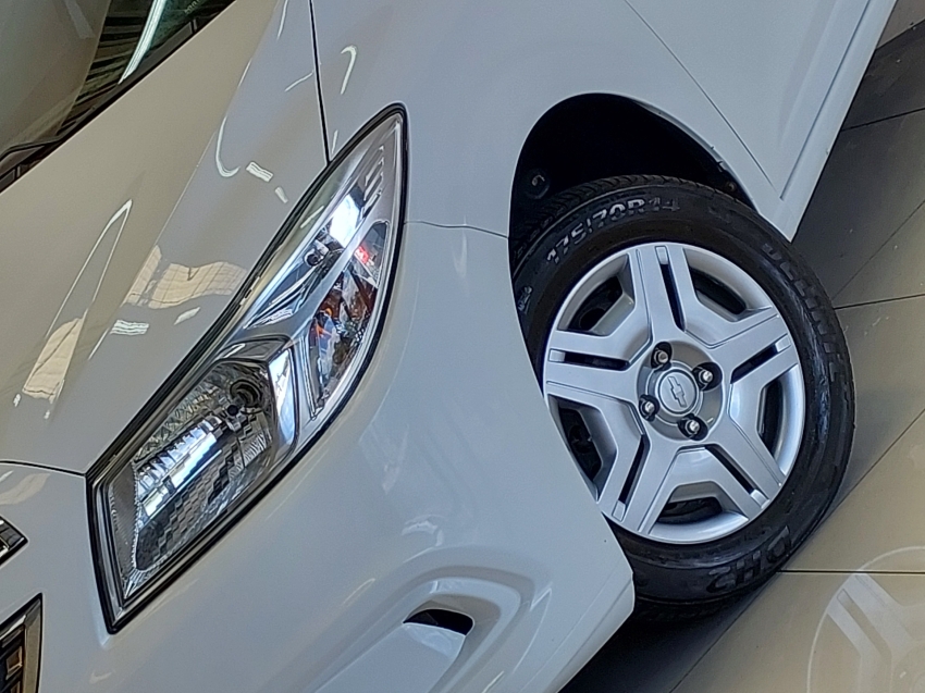 chevrolet onix 1.0 mpfi lt 8v flex 4p manual 201617