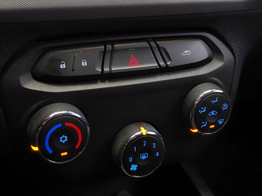 chevrolet onix 1.0 mpfi lt 8v flex 4p manual 201613