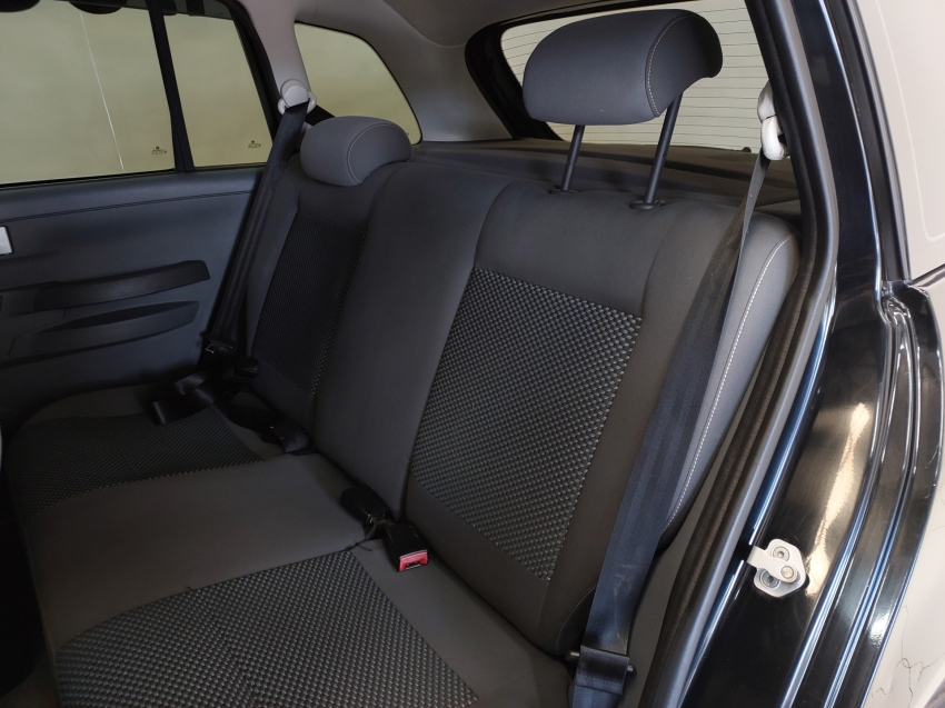 volkswagen spacefox 1.6 mi route 8v flex 4p manual 201011