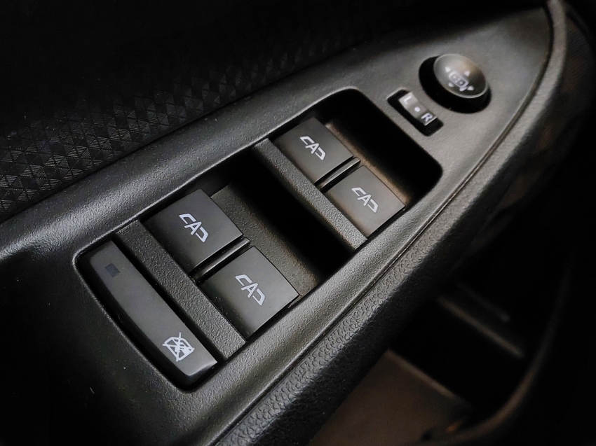 chevrolet onix 1.0 turbo flex plus lt automatico 4p 202016