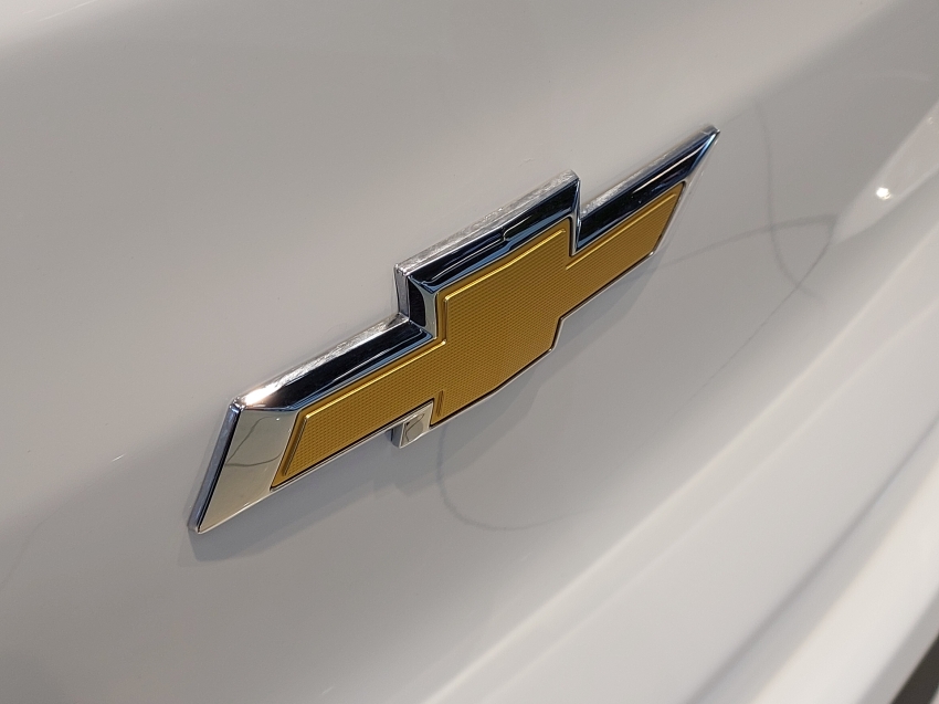 chevrolet onix 1.0 flex plus lt manual 4p 202317