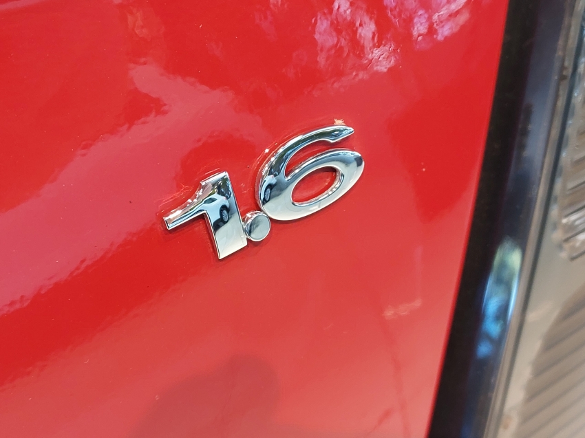 ford fiesta 1.6 se sedan 16v flex 4p manual 201416