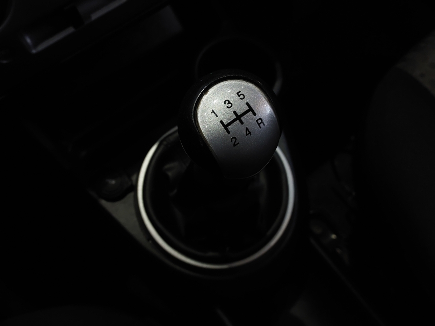 ford fiesta 1.6 se sedan 16v flex 4p manual 201410