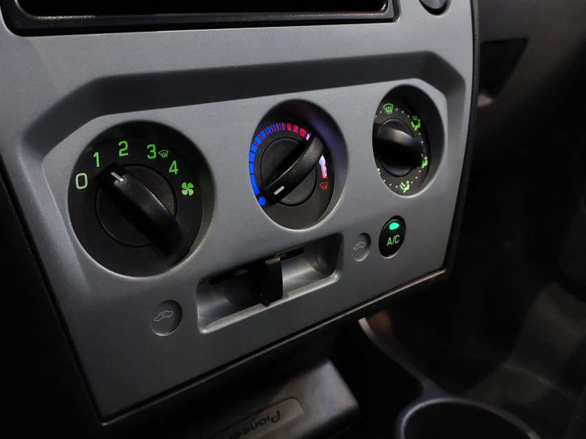 ford fiesta 1.6 se sedan 16v flex 4p manual 201411