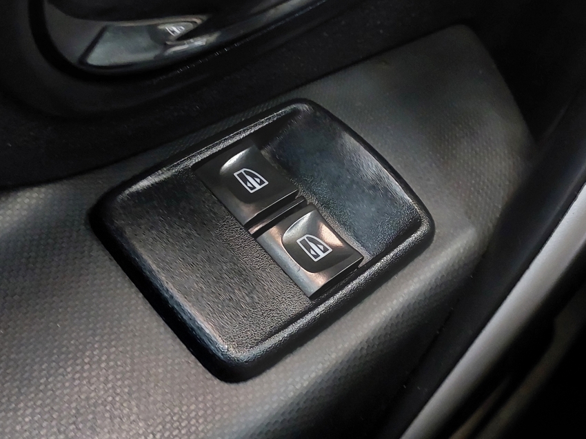 renault sandero 1.6 dynamique 8v flex 4p automatizado automatico 201519