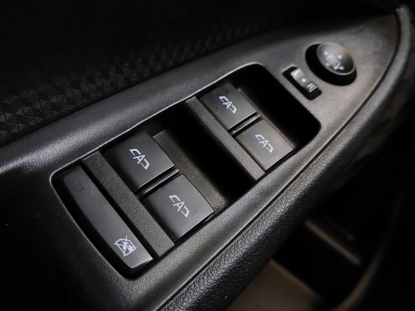 chevrolet onix 1.0 turbo flex lt manual 4p 202315