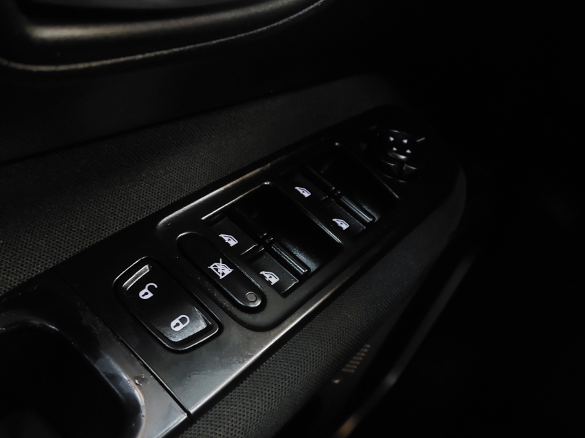 jeep renegade 1.8 16v flex sport 4p automatico 201619