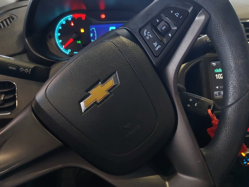 chevrolet onix 1.4 mpfi ltz 8v flex 4p manual 201615