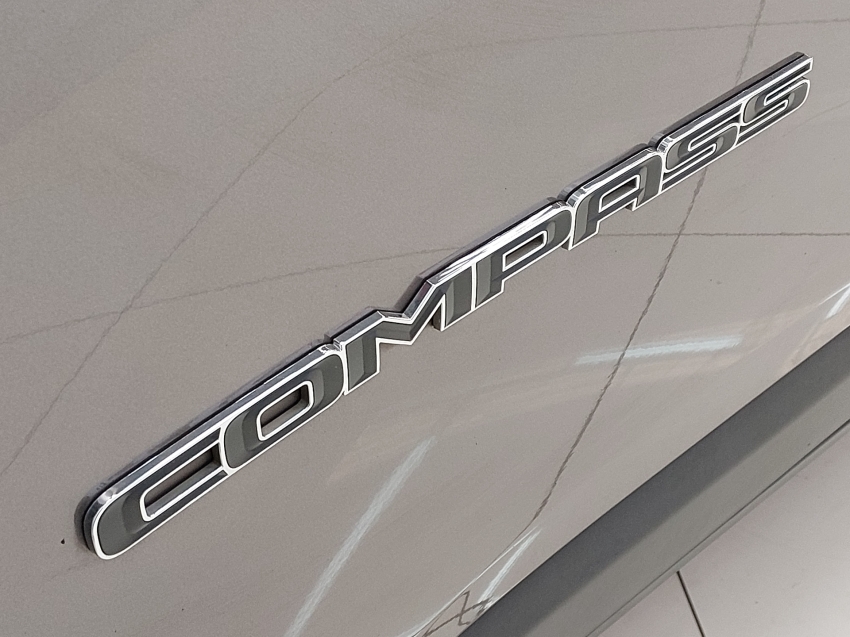 jeep compass 2.0 16v flex longitude automatico 4p 202120