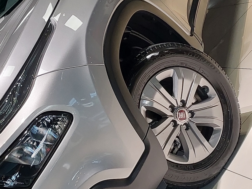 fiat toro 1.8 16v evo flex freedom at6 4p automatico 202121