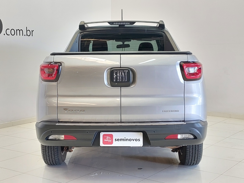 fiat toro 1.8 16v evo flex freedom at6 4p automatico 20215