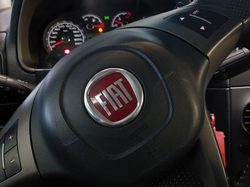 fiat idea 1.8 mpi adventure 16v flex 4p automatizado semiautomatico 201615