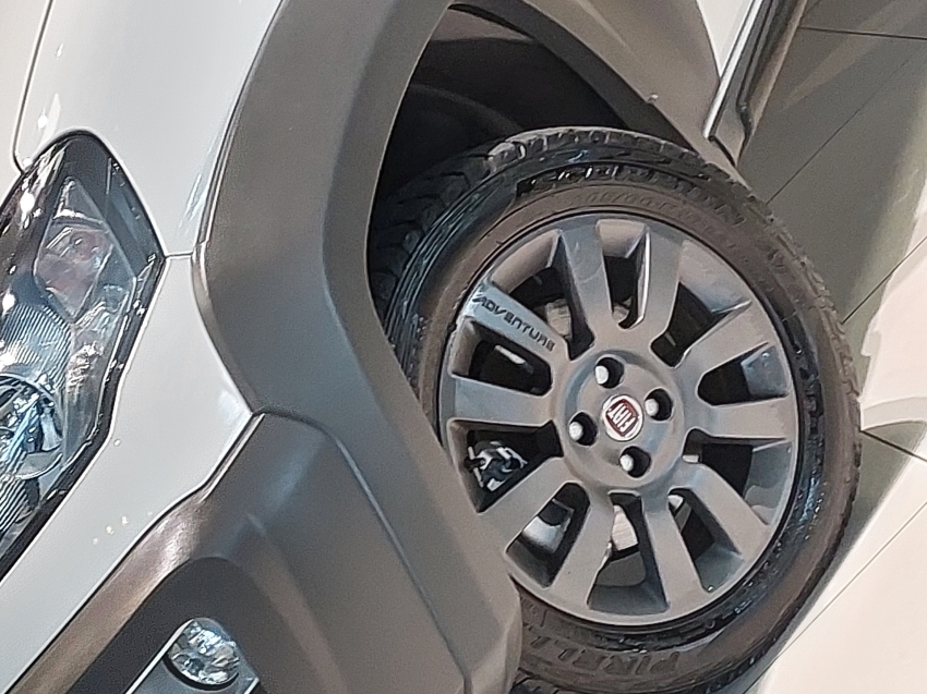 fiat idea 1.8 mpi adventure 16v flex 4p automatizado semiautomatico 201617