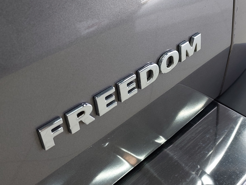 fiat toro 1.8 16v evo flex freedom at6 4p automatico 202118