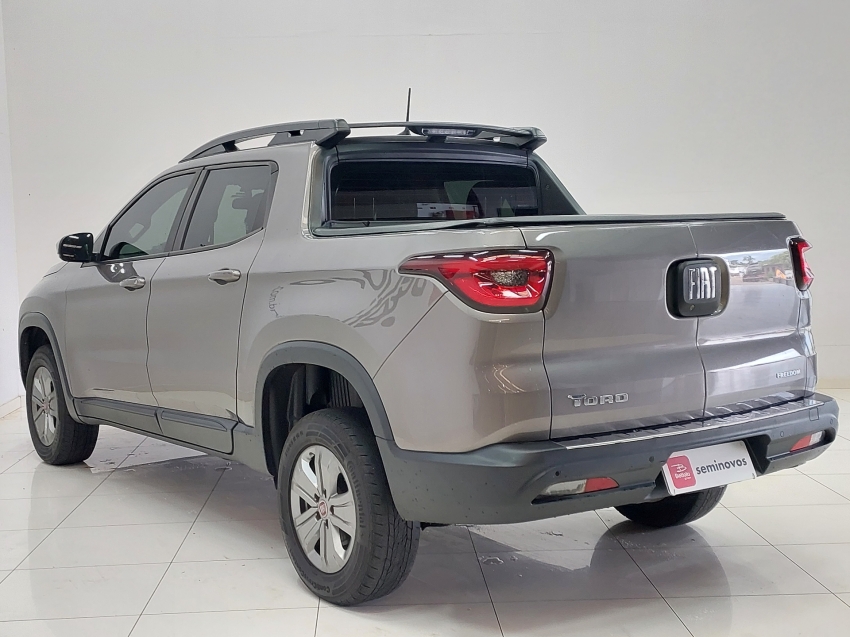 fiat toro 1.8 16v evo flex freedom at6 4p automatico 20213