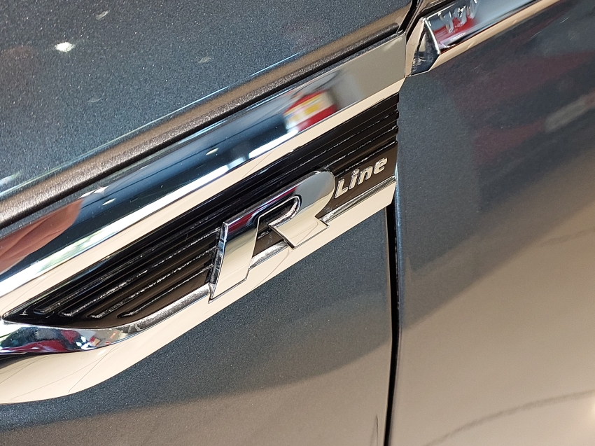 volkswagen tiguan 2.0 350 tsi gasolina allspace r-line 4motion dsg flex 4p automatico 201928