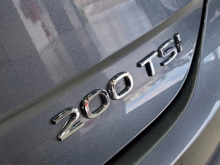 volkswagen nivus 1.0 200 tsi total flex highline automatico 4p 202119