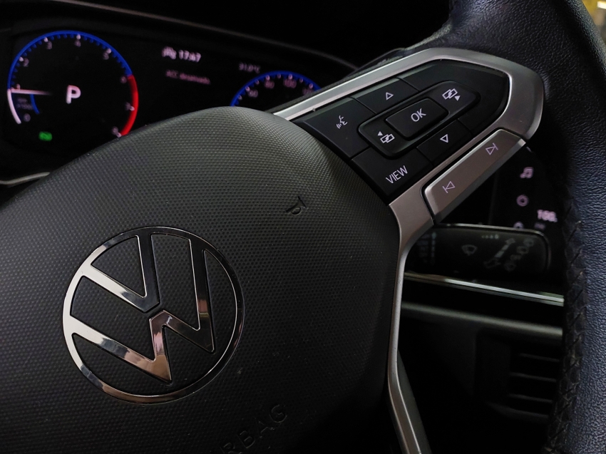 volkswagen nivus 1.0 200 tsi total flex highline automatico 4p 202115